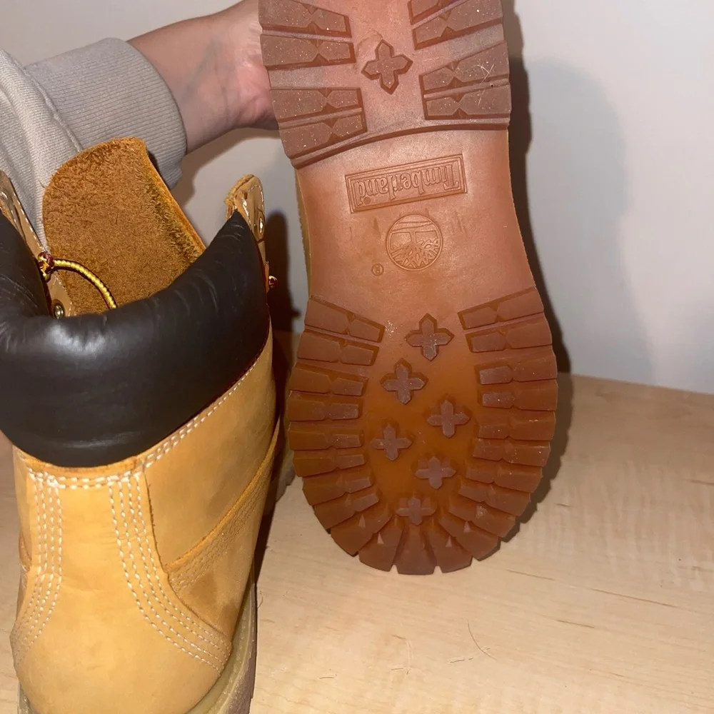 Timberlands - Picture 4 of 6